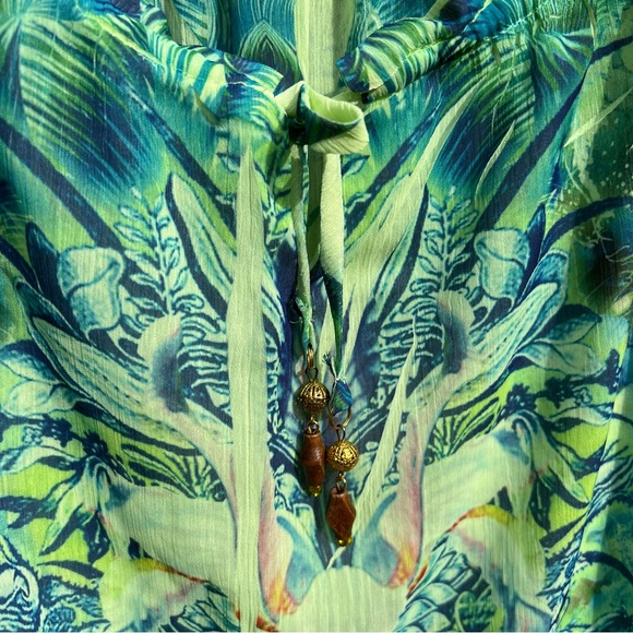 One World Layered Sheer Top Green - Picture 4 of 7